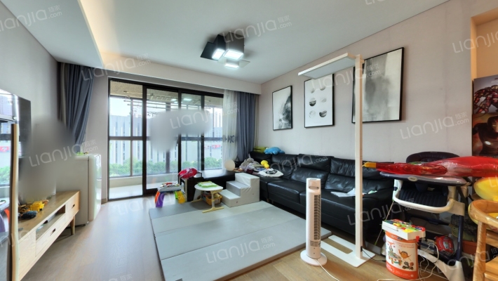 月亮湾3号美颂花园三期二手房实景图