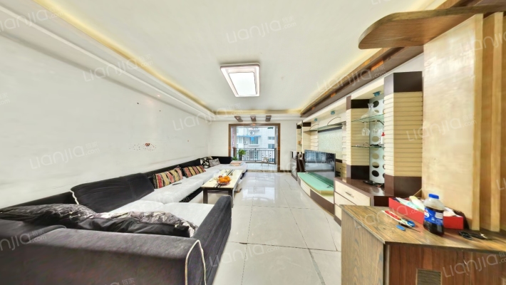 亲河名居A区二手房实景图