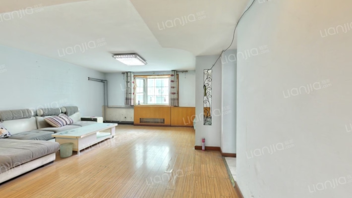 南福华街住宅小区二手房实景图