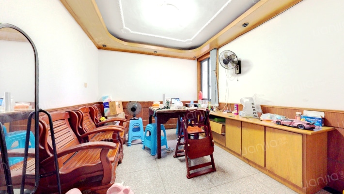 横塘东街45号二手房实景图