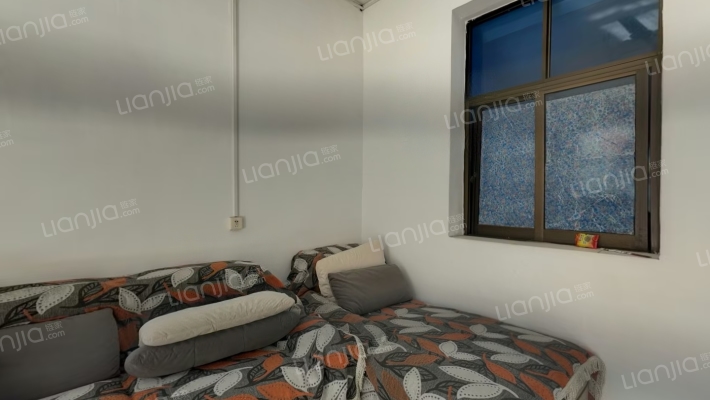 经编厂生活区二手房实景图