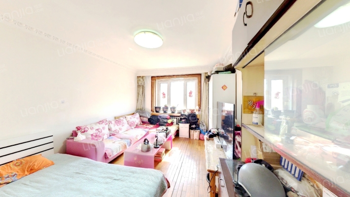 南极街二手房实景图