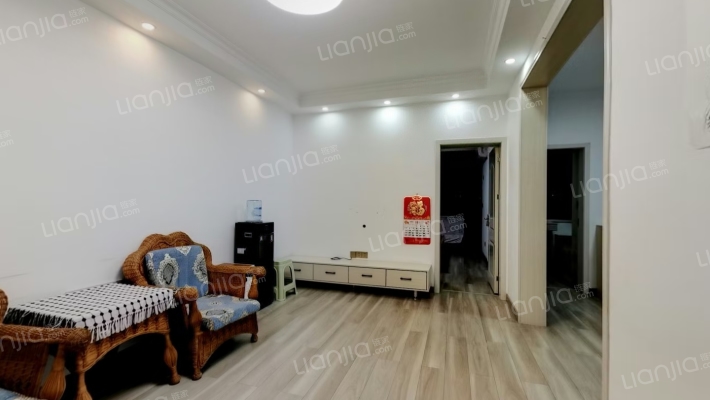 老州交通局宿舍二手房实景图