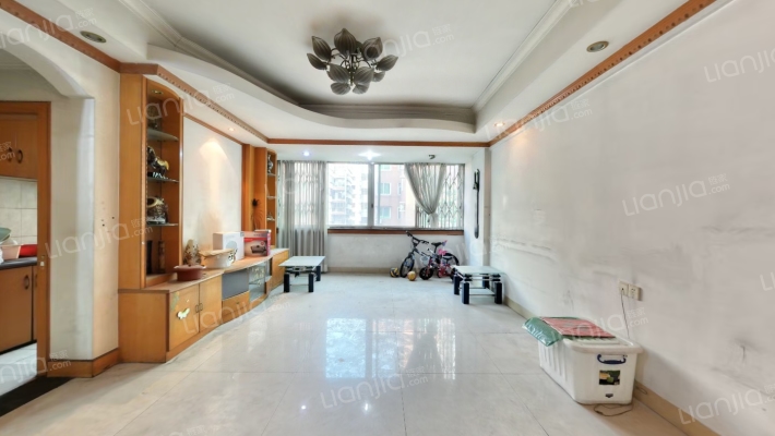 东逸轩二手房实景图