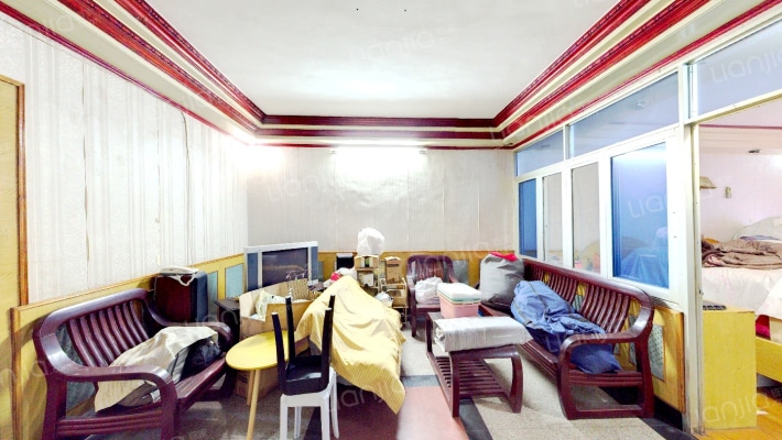 施山综合楼二手房实景图