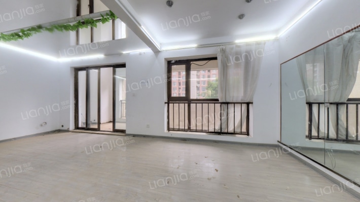 天地湾晴苑二手房实景图