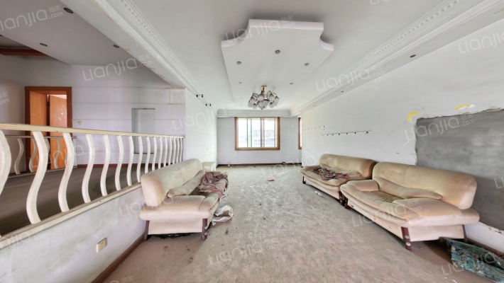 友邻小区二手房实景图