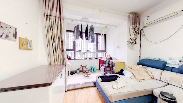 泰悦赫府二手房实景图