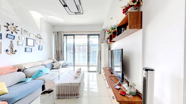 卓远广场二手房实景图