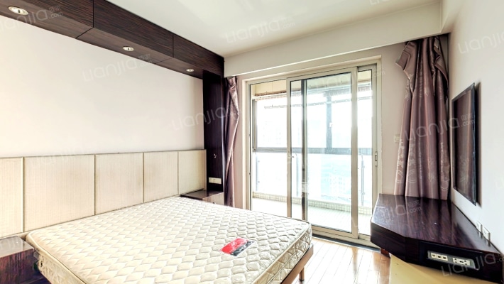 河滨国际公寓二手房实景图