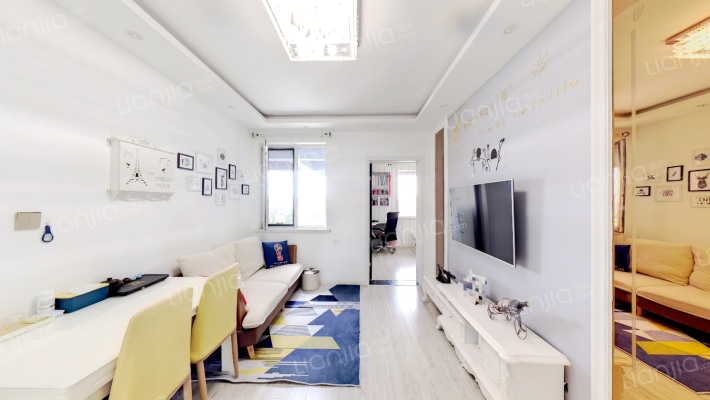 恒润怡沁园二手房实景图