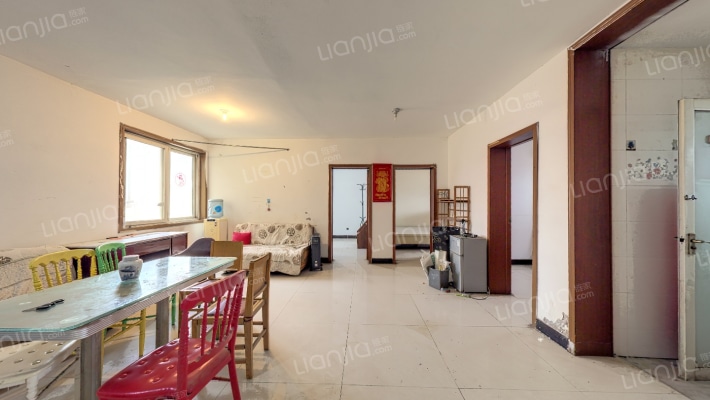 中铁青年职工住宅楼二手房实景图