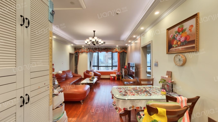 中渝香奈公馆二手房实景图