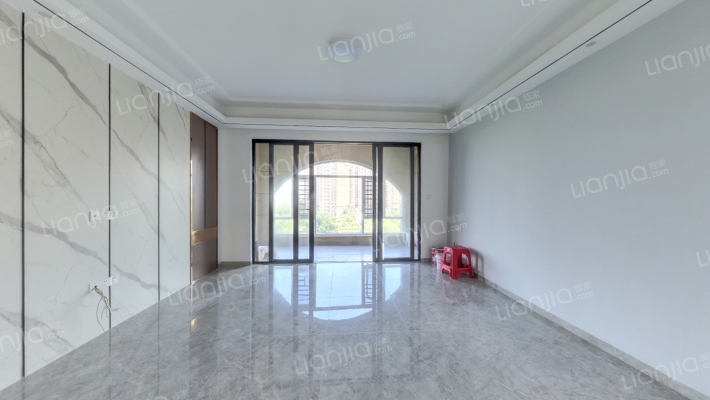 滨江世纪佳城（南院）二手房实景图