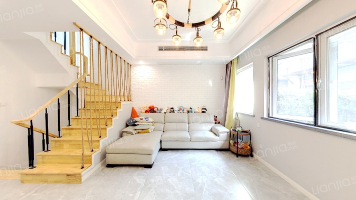 安亭新镇波恩风情二手房实景图