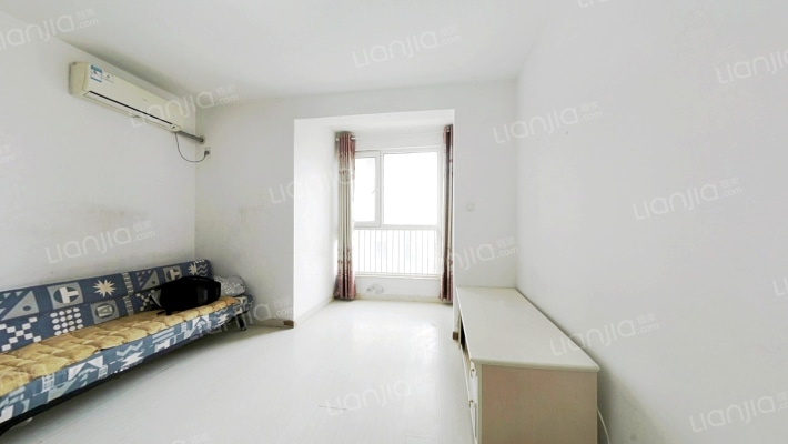 华远汤米公馆二手房实景图