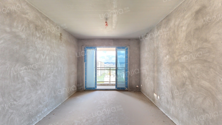 绿地城二手房实景图