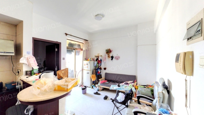 利嘉苑二手房实景图