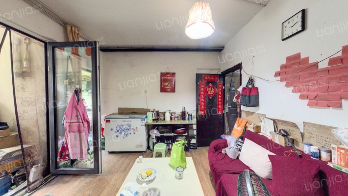 爱丁郡二手房实景图