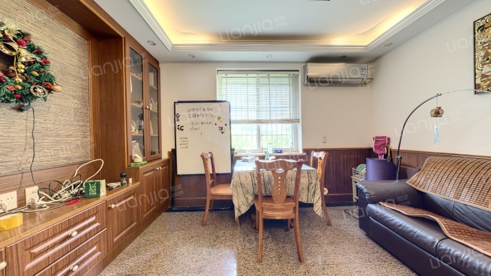 溪畔花园二手房实景图