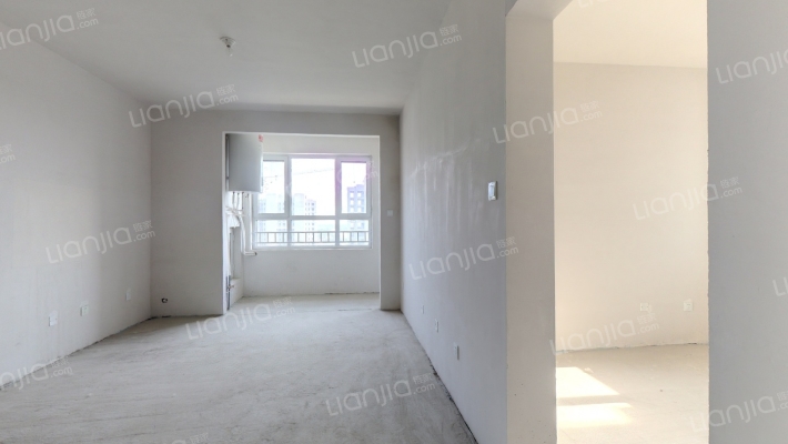 火车站 大社区 正规两居 好楼层急售-客厅