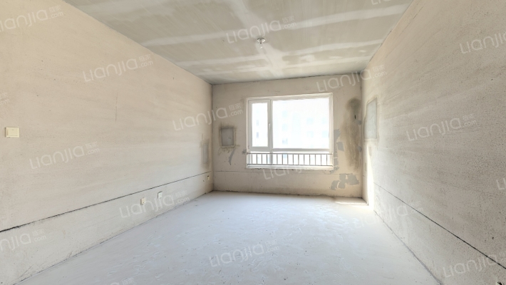 亿达第一郡三期二手房实景图