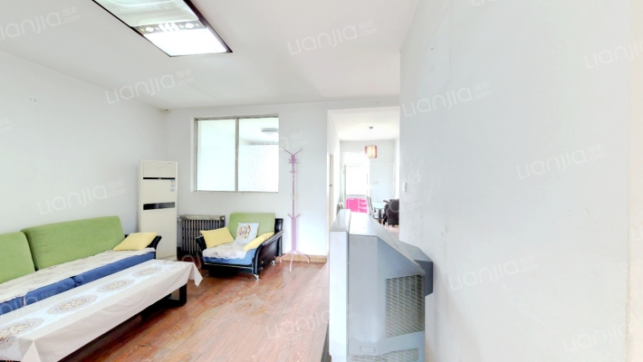 塑料模具厂宿舍二手房实景图