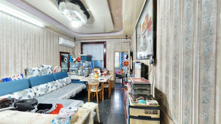 涨鉴碶小区二手房实景图