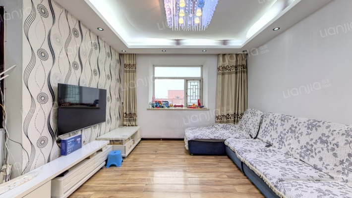 东和颐园二手房实景图