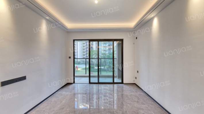 龙狮璟珑府二手房实景图