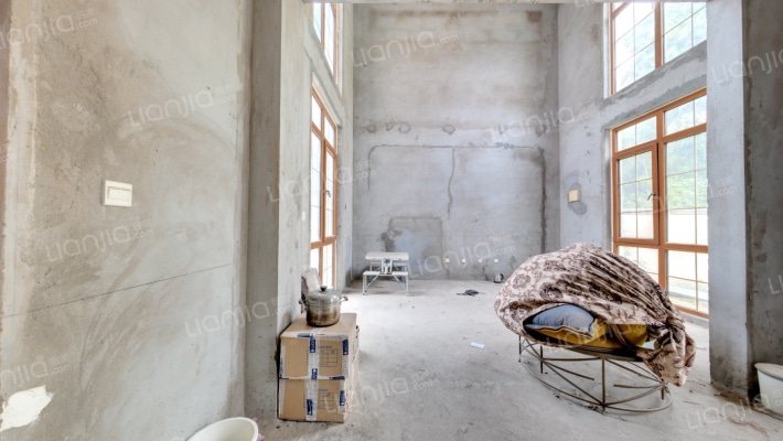 洞林湖新田城别墅区E区二手房实景图