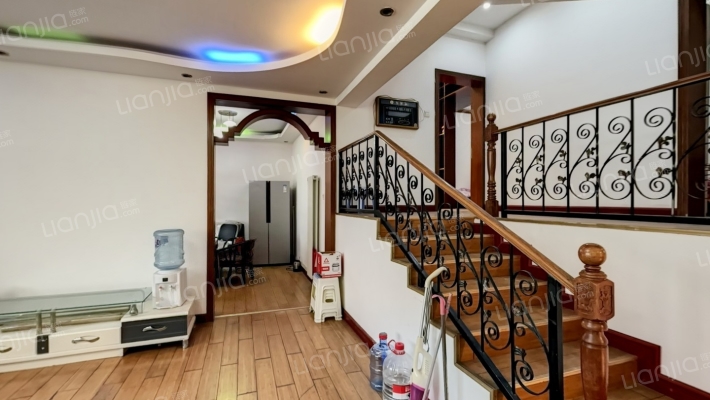 精品嘉园二手房实景图