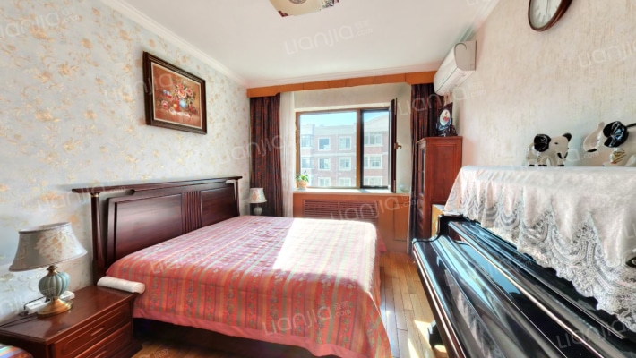 金碧花园二手房实景图