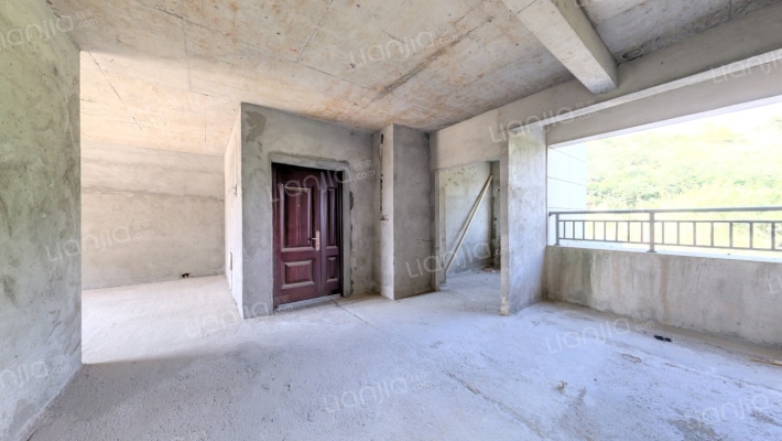 熠辉豪庭二手房实景图