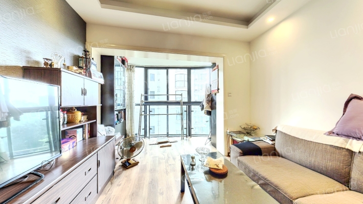 外滩二手房实景图