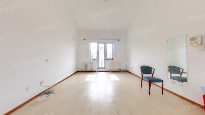 万科溪之谷一期二手房实景图