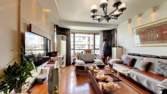 天成嘉苑二手房实景图