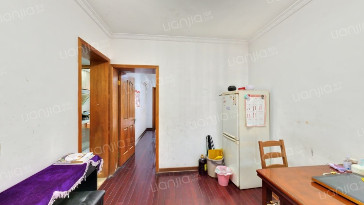 育才公寓东片二手房实景图