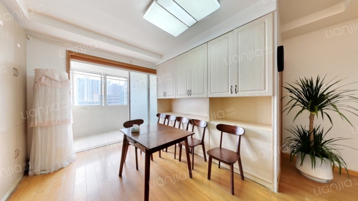 东振小区二手房实景图