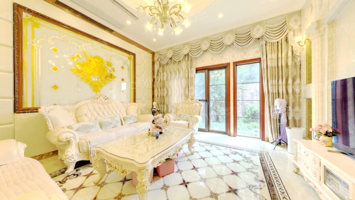 山顶上二手房实景图