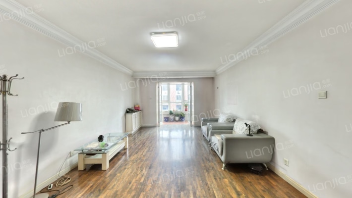 水上温泉二手房实景图