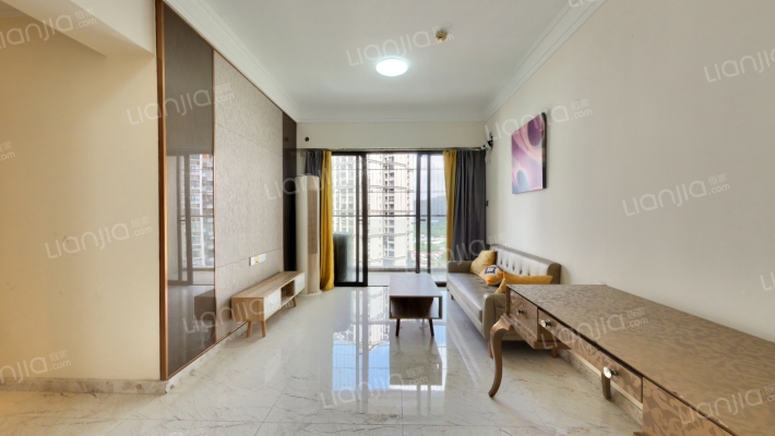 新福港鼎峰二手房实景图