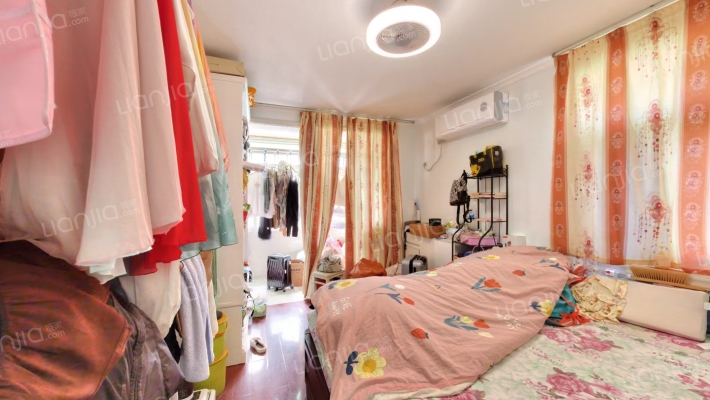 建宁路55号二手房实景图