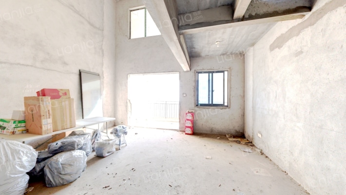 恒鑫山水卿卿二手房实景图