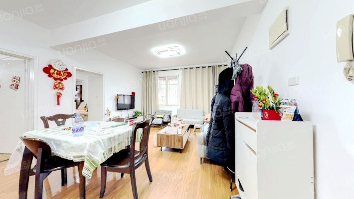 营房南村二手房实景图