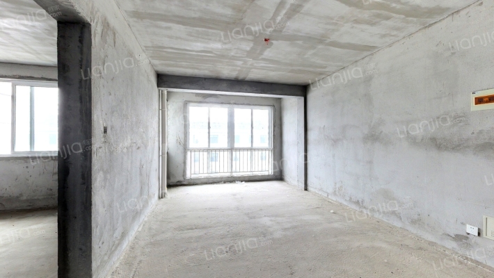 阳光一号二手房实景图