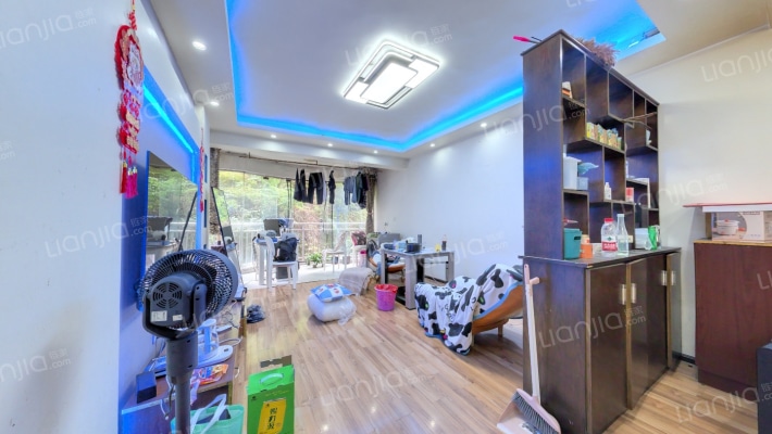 凤来仪西区二手房实景图