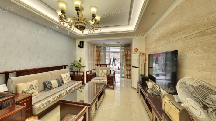 滨雅苑二手房实景图