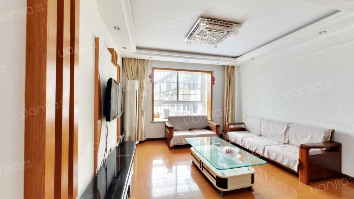 金湾名庭二手房实景图