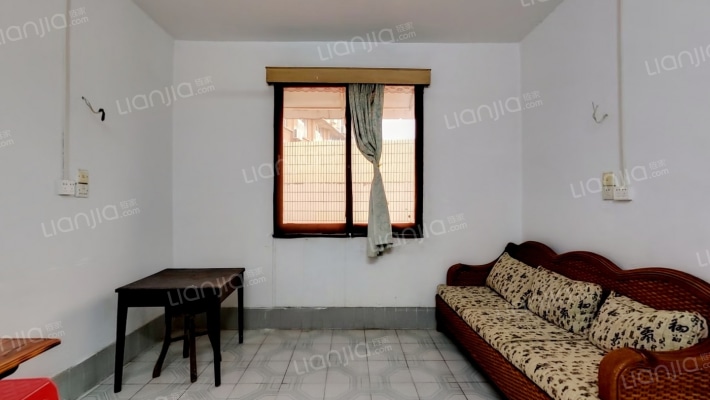 乐泰小区二手房实景图